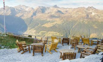 Hôtel Weisshorn Sur St-Luc 2337m