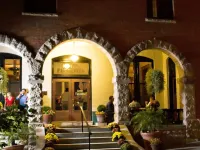 Hotel Frederick Hotels in Cooper County