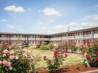 Rodeway Inn Hotels in Albany