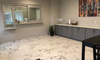 Crystal Inn - Housity