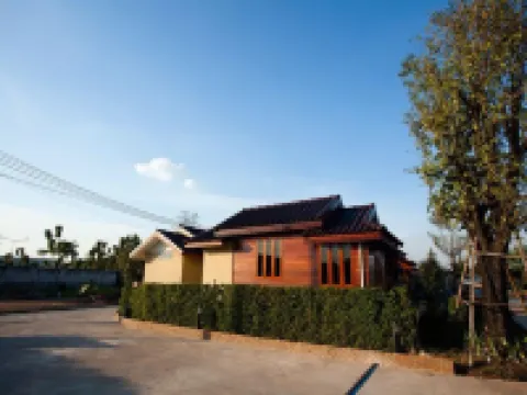 The Room Hotel Kamphaengphet Hotels near Kamphaeng Phet City Pillar Shrine