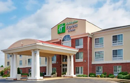 Holiday Inn Express & Suites Natchitoches