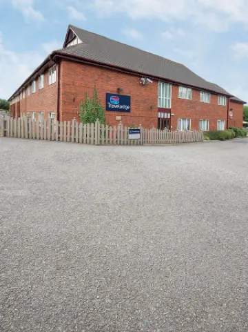 Travelodge Northampton Wootton Отели рядом с достопримечательностью «Университет Нортгемптон»