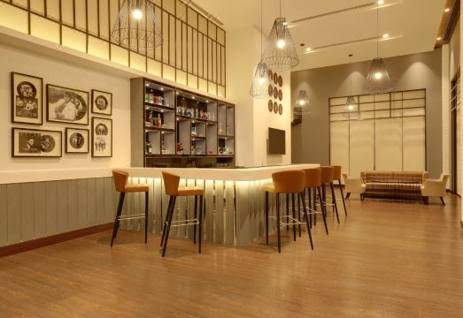 레몬 트리 호텔