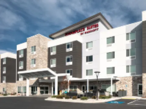 TownePlace Suites Oconomowoc オコノモウォックのホテル
