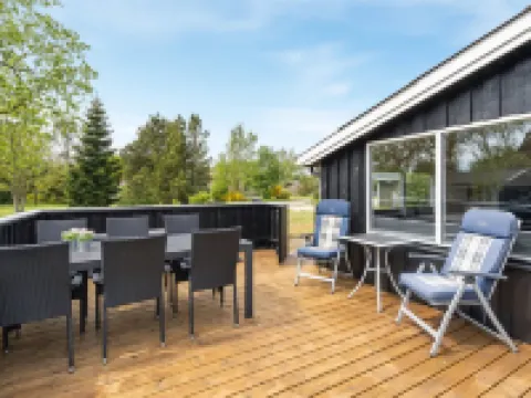 "Leonor" - 300m from the Sea