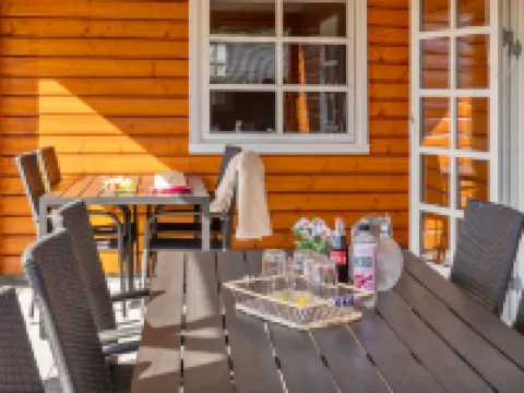 "Brigitta" - 1.5km from the Sea