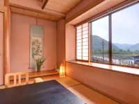 Kappo Ryokan Shiratame Ryokan Hotel di Iwakuni