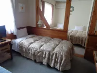 Pension Wakuwakumura Hotels in Daisen
