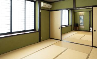 Uraya