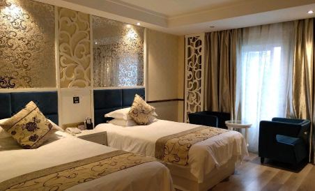 Suitetrails - Yunhe Brilliant Business Hotel