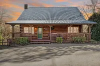 Big Bear Lodge 4 Bedroom Cabin by RedAwning Các khách sạn ở Sevier County