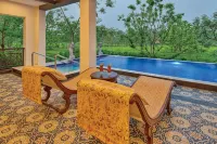 Mayfair Tea Resort - С бассейном