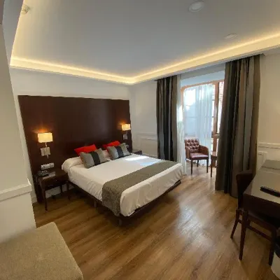 Hotel Boutique Atrio Hotels near Casa - Museo de Colon