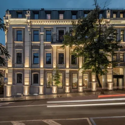 Sophia Hotel Kyiv 聖アンドリーイ教会周辺のホテル