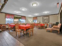 Red Roof Inn Uhrichsville