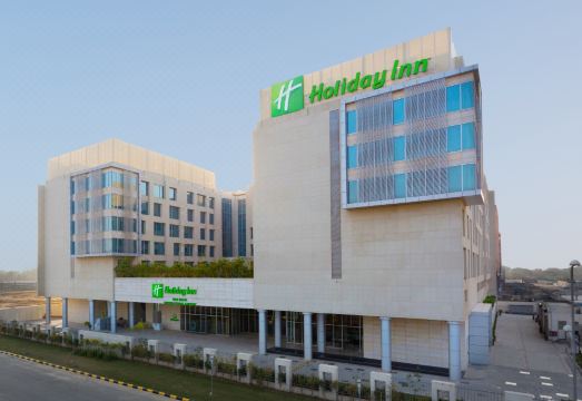 5. 홀리데이 인 뉴..