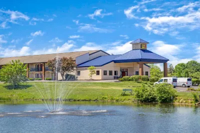 Super 8 by Wyndham Mason Hotel di Kings Mills