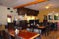 Canadas Best Value Inn and Suites Castlegar Hotels in Genelle