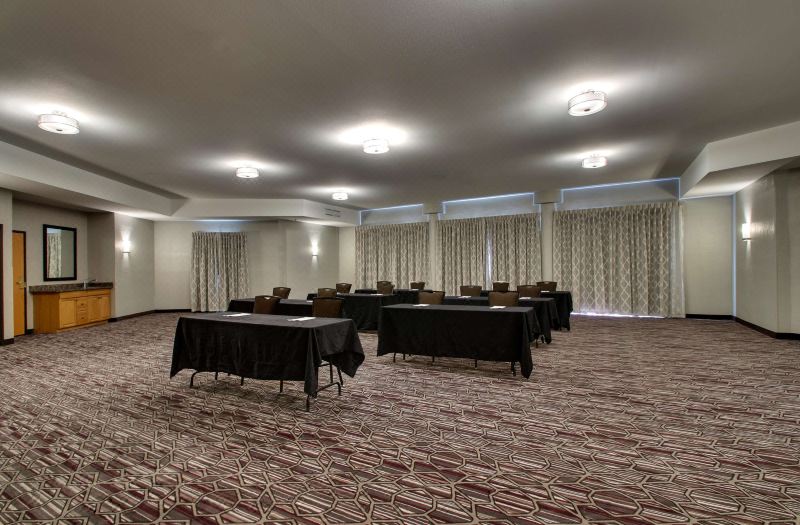 Drury Inn & Suites Albuquerque North photo 3