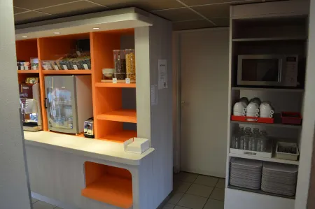 Premiere Classe Strasbourg Ouest Отели в г. Ашенхейм