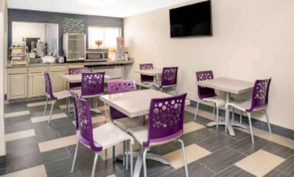 Days Inn by Wyndham Carthage