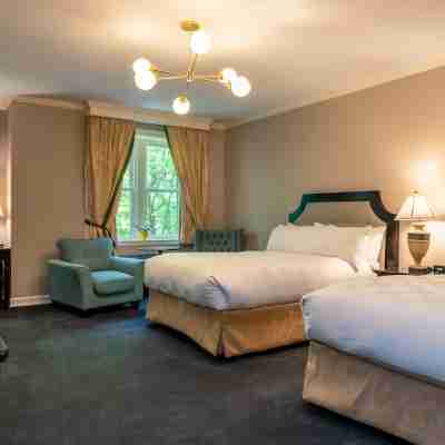 Castle Hotel & Spa - Luxury Hotel Near NYC Rooms