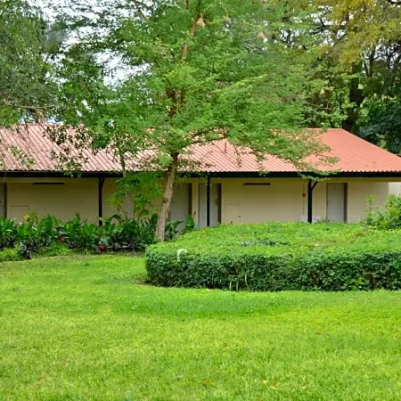 Cresta Riley's Hotel