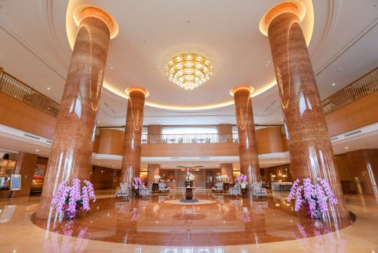 그랜드 엠파이어 호텔 위치