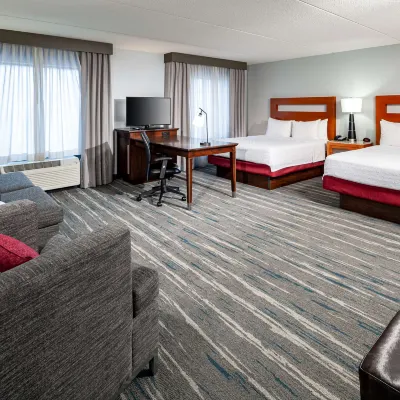 Hampton Inn & Suites St. Louis at Forest Park Hotels near Forest Park (St. Louis)