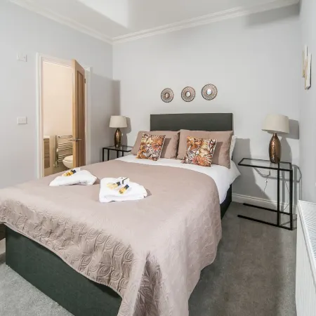 14 Helena House Lux Apartment