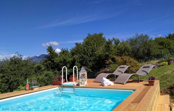 Sunny Villa Apartment