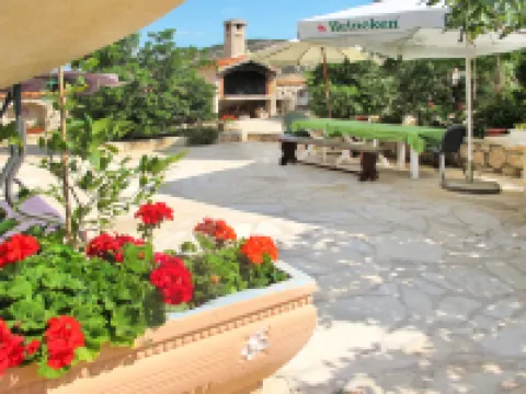 Lukeni Hotels in Vinjerac