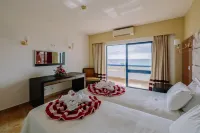 Grand Muthu Oura View Beach Club