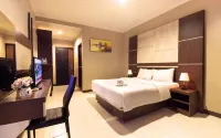 Hotel Sukajadi by Holie - 2-Star