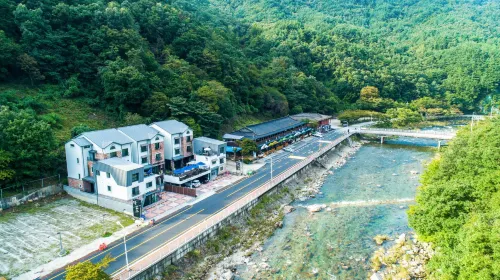 Namwon Jirisan Snake Temple Pension