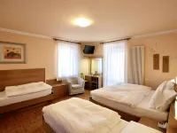 Hotel Cima Rosetta, BW Signature Collection Hotels in Siror