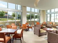 Hyatt House Atlanta Downtown Отели рядом с достопримечательностью «Кока-Кола»