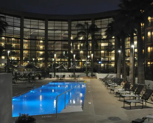 Embassy Suites by Hilton Phoenix Biltmore Thư giãn & Giải trí Photos