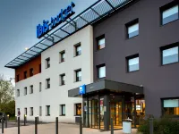 Ibis Budget Montceau-Les-Mines Hotels in Toulon-sur-Arroux