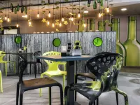 Ibis Styles Stuttgart Vaihingen - bar