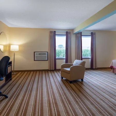 Super 8 by Wyndham Mattoon
