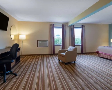 Super 8 by Wyndham Mattoon Hotels in Mattoon