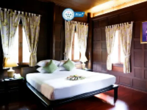 บ้านอัมพวา รีสอร์ท แอนด์ สปา โรงแรมในอัมพวา