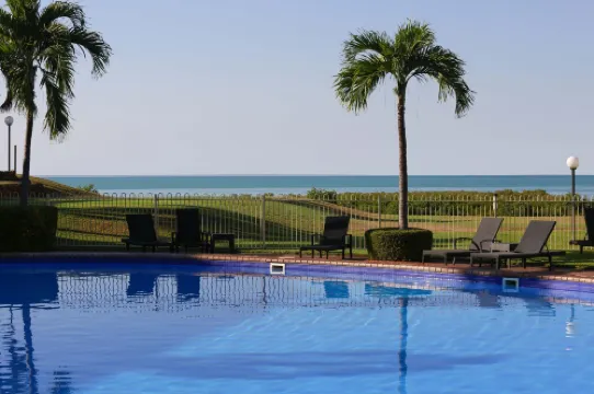 Moonlight Bay Suites