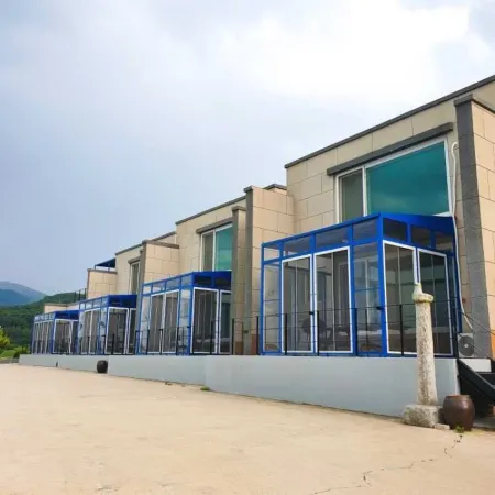 Gochang Ramsar Pension Отели рядом с достопримечательностью «Chan Yun Temple»