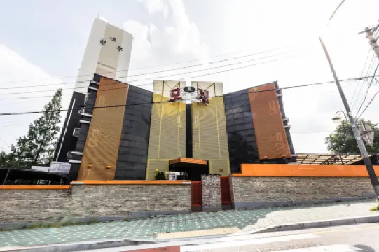 麪牧Ritz 中浪區酒店