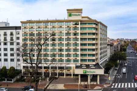 Holiday Inn Washington-Central/White House Отели рядом с достопримечательностью «Original Founding Church of Scientology»
