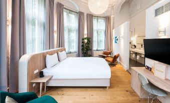 Hotel Arena - Housity