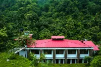 Haut Monde Hill Stream Resort and Spa